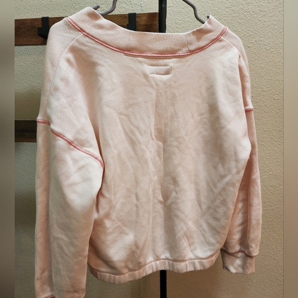 Women's V-Neck Sweatshirt with Long Sleeves NWT - Picture 2 of 4